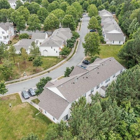 Peaceful, Townhome In Hope Valley Farms Durham Bagian luar foto